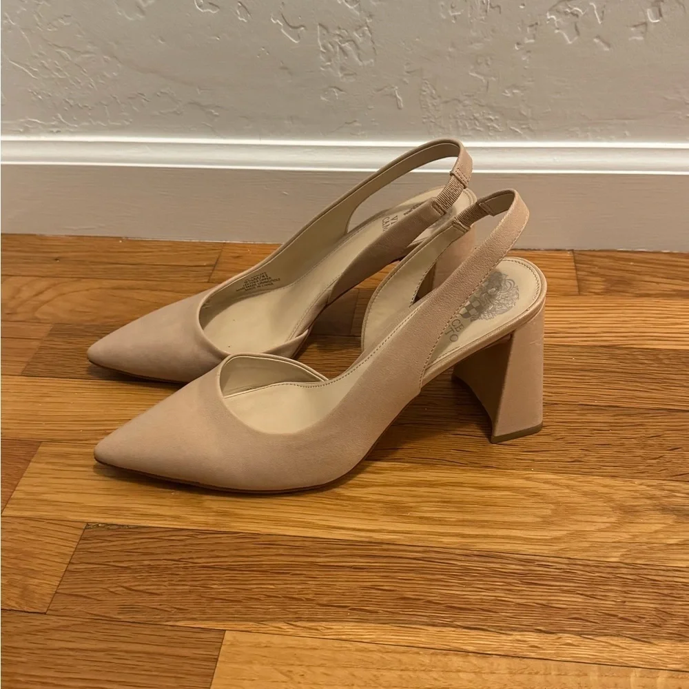 Vince Camuto Nude Neutral Slingback Pointed Toe Pump High Heel Shoes 9.5 9 1/2
